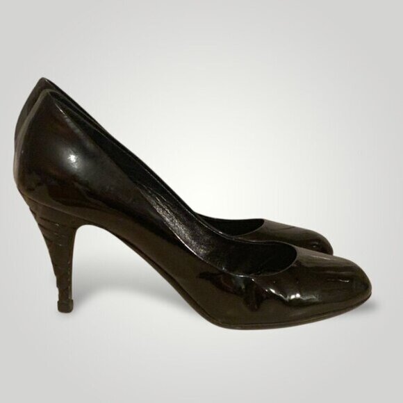 Burberry Patent Leather Pumps - Picture 2 of 10